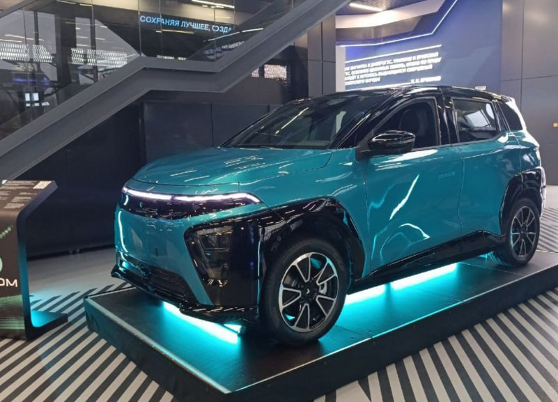Coche eléctrico "Átom"