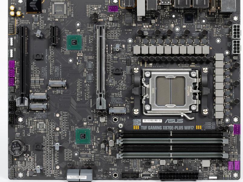 Обзор материнской платы Asus TUF Gaming X870E-Plus WiFi