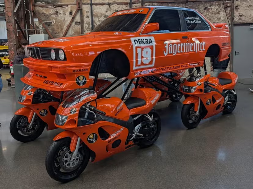 BMW E30 M3 на Suzuki GSX-R