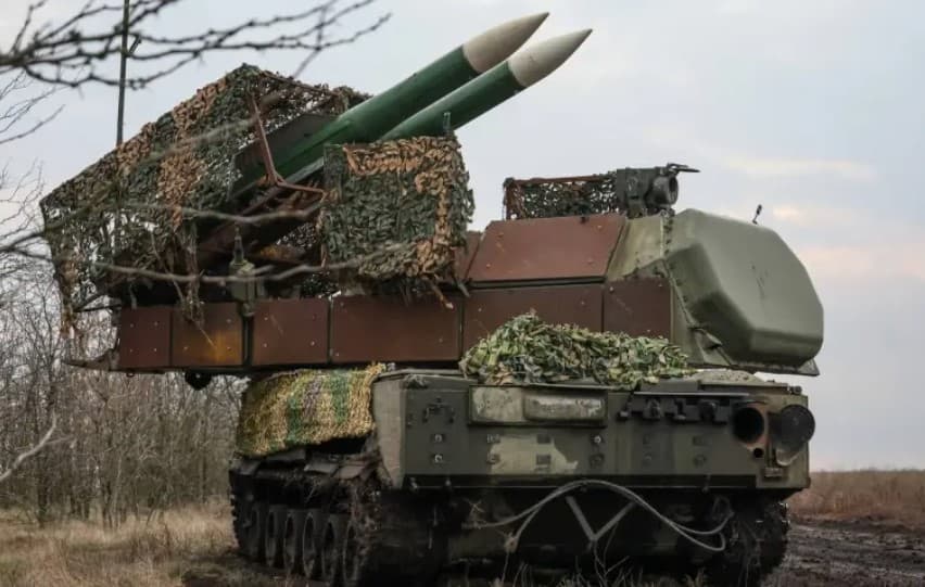 Sistema de misiles antiaéreos ruso "Buk"