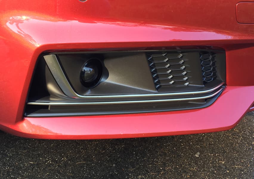 Передний радарный датчик