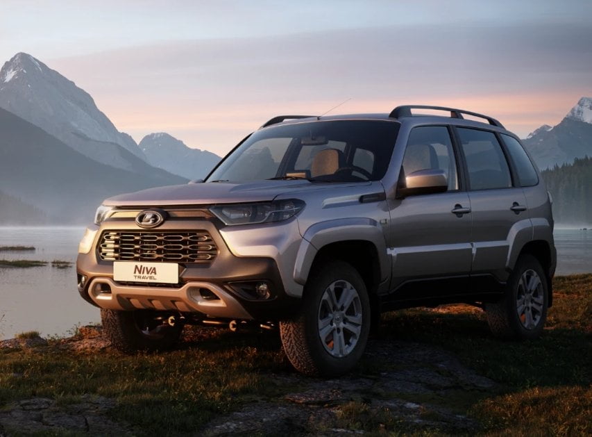 Lada Niva Travel