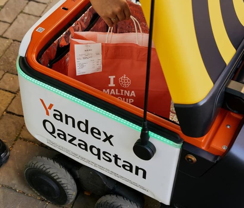 Робот-доставщик Yandex Qazaqstan