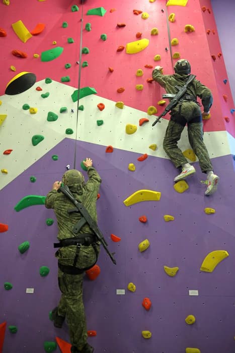 Military personnel in helmets from "Triada-TKO"