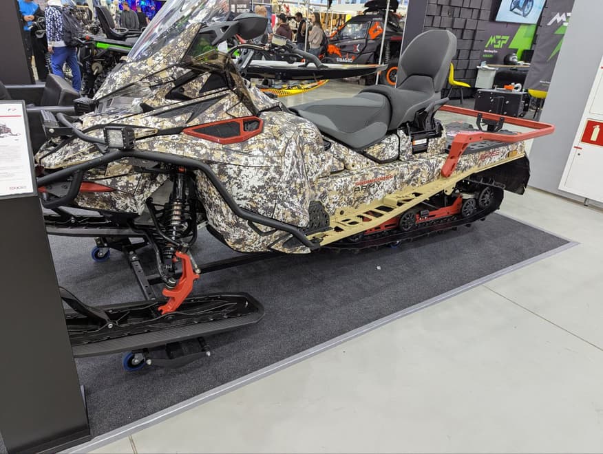 AODES Snowcross 1000 SWT Army