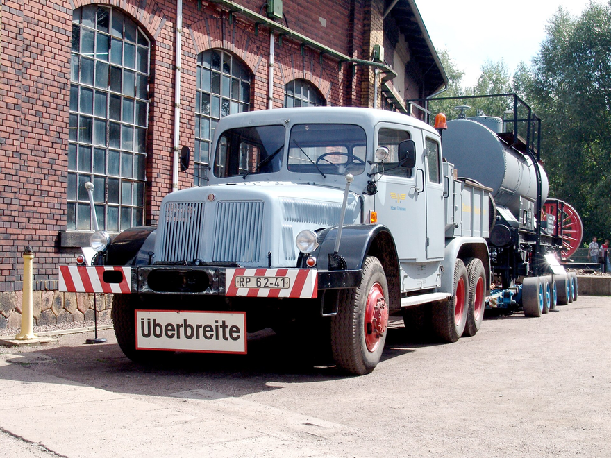 Tatra T141
