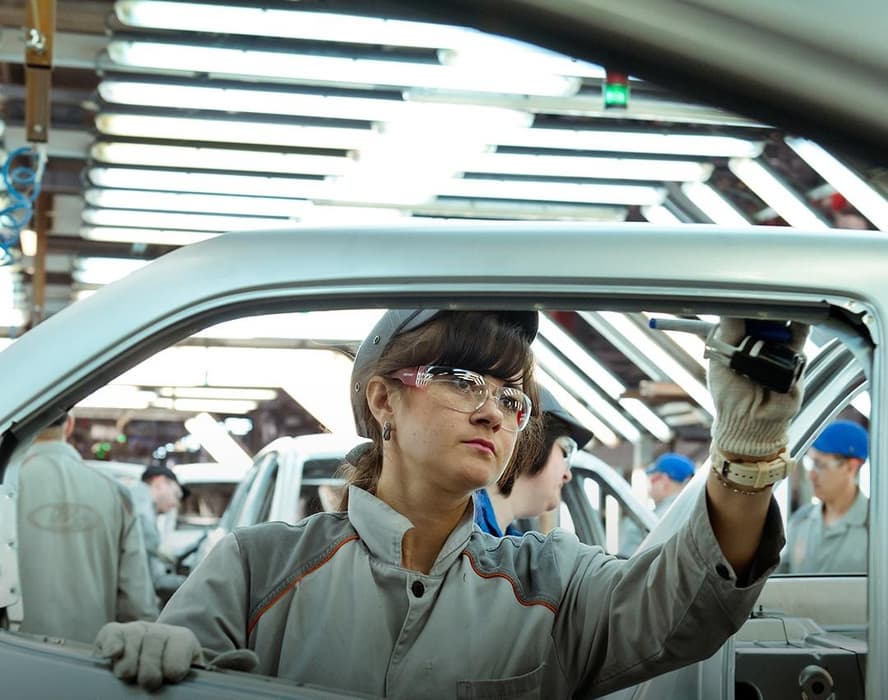 Ensamblaje en la empresa AvtoVAZ<br>