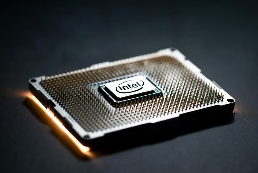 Процессор Intel Coral Rapids получит до 320 ядер