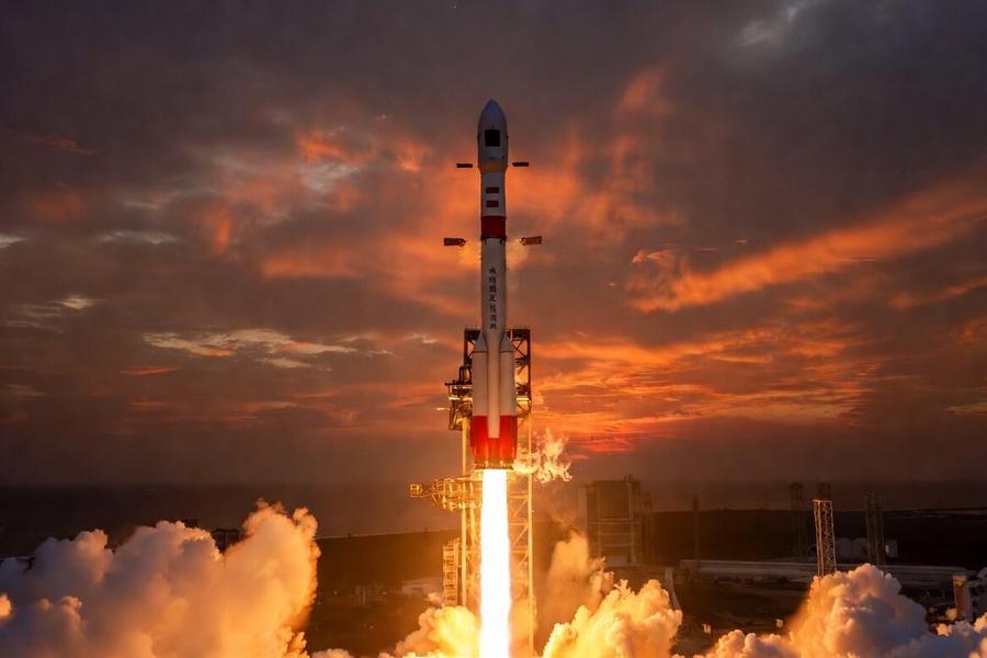 Китай одобрил государственные ракеты для частных запусков Китай одобрил государственные ракеты для частных запусков