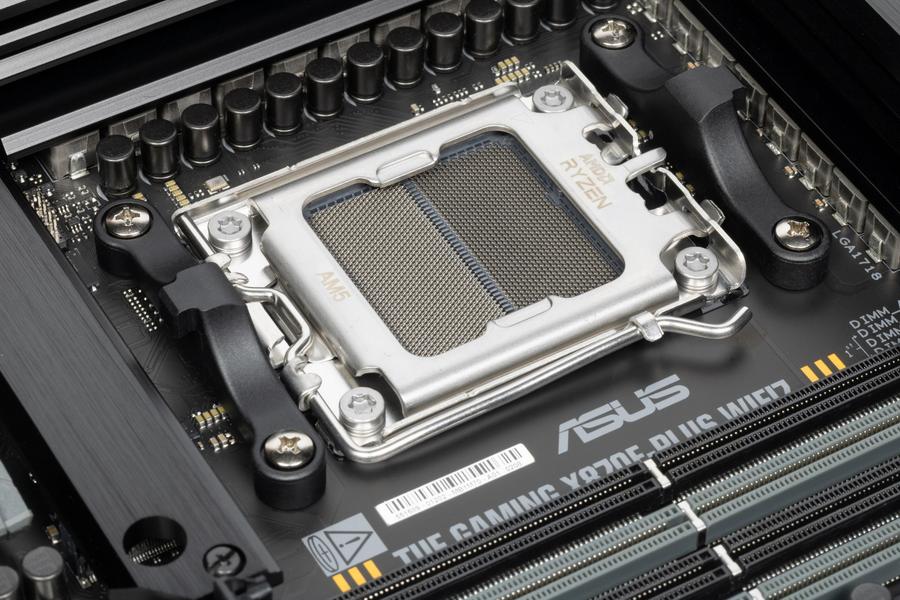 Обзор материнской платы Asus TUF Gaming X870E-Plus WiFi
