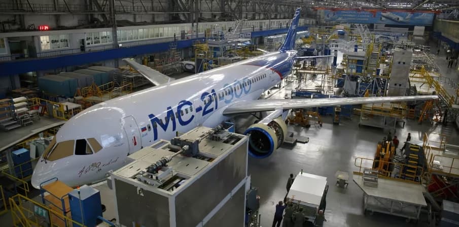 Производство МС-21