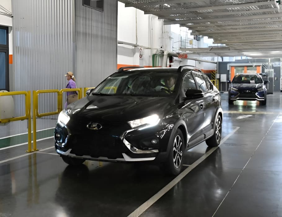 Lada Iskra SW Cross