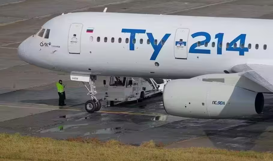 Ту-214