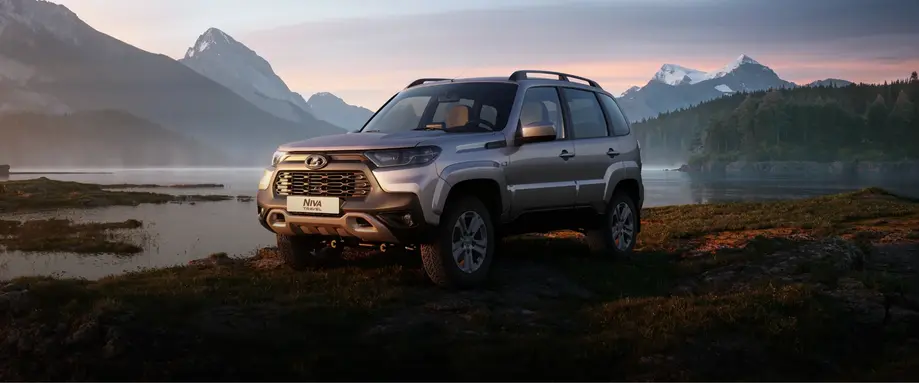 Lada Niva Travel