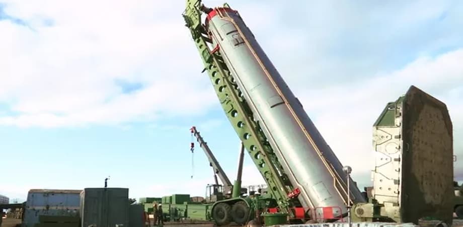 Intercontinental ballistic missile of the Avangard strategic system, equipped with hypersonic maneuvering warheads<br>