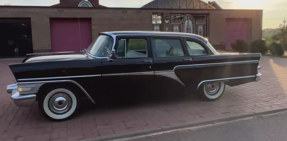 "Chaika" GAZ-13
