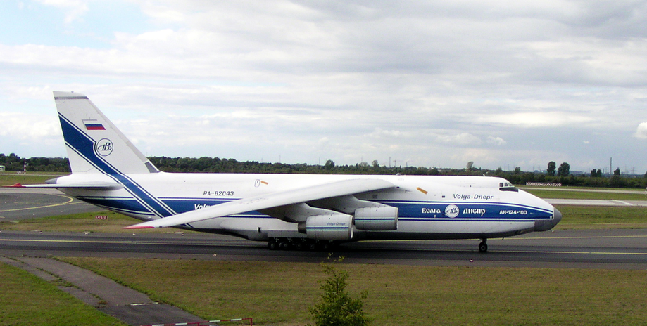 An-124 "Ruslan"
