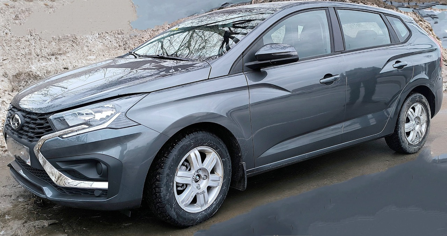 Lada Iskra in the station wagon body