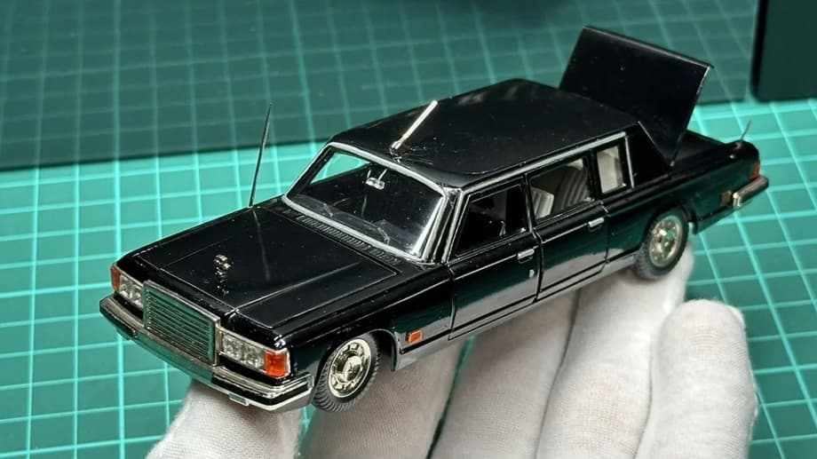 Model ZIL-115 for 1 million rubles