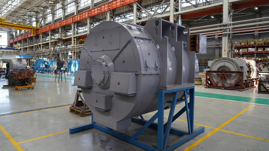 Traction synchronous generator model АТ2С-2800/650