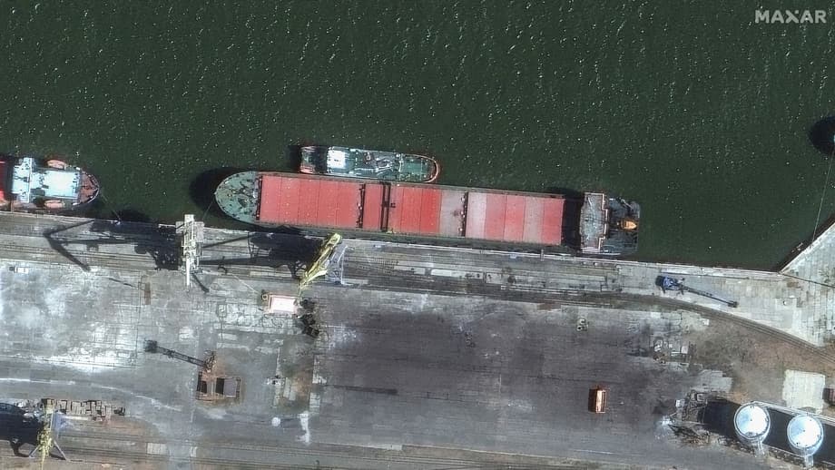 Снимок, предположительно, морского порта Оля в Астраханской области