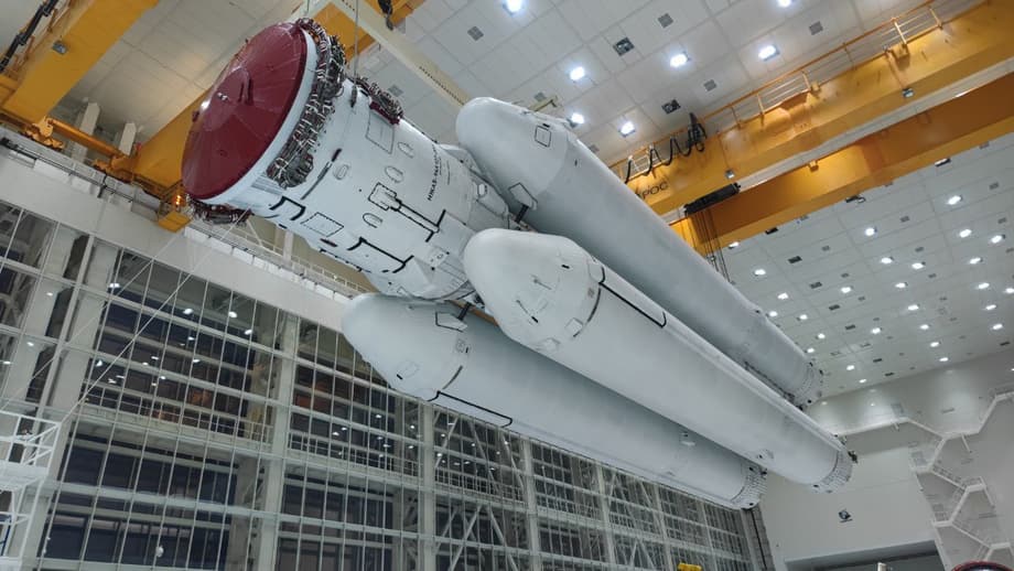 «Ангара-НЖ» перед вывозом на стартовый комплекс космодрома Восточный, ноябрь 2023 года