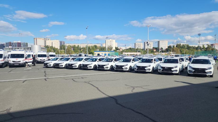Lada Aura