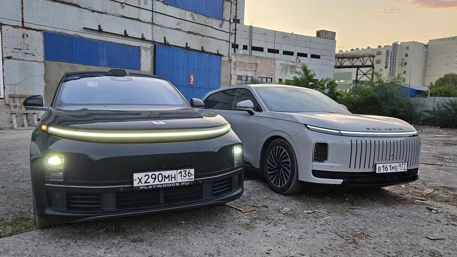 Li Auto L7 (izquierda) y Exlantix ET