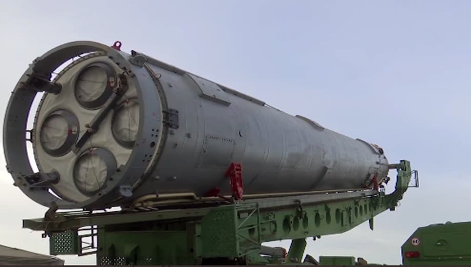 Intercontinental ballistic missile of the "Avangard" complex