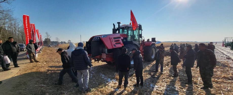 Трактор «Ростсельмаш 2400»