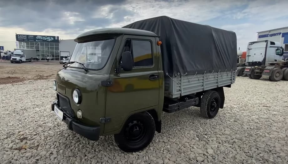 УАЗ-3303