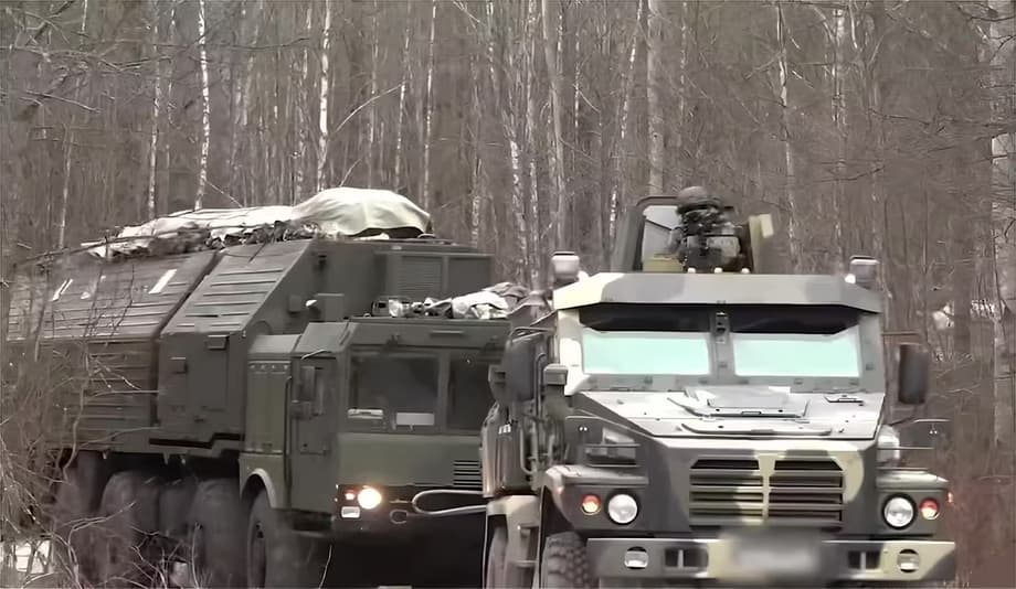 Vehicle from the complex with the Oreshnik MRBM
