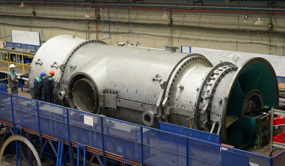 Turbina de gas GTE-170.1 preparada para su instalación en la central térmica de Artiómovskaya-2