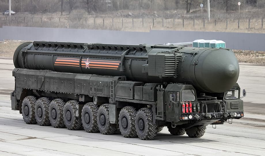 Самоходная пусковая установка (СПУ) 15У175М комплекса РС-24 «Ярс»