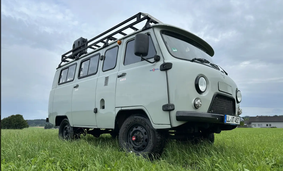 UAZ-2206 "Buchanka"