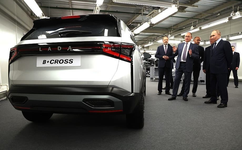 Lada B+Cross