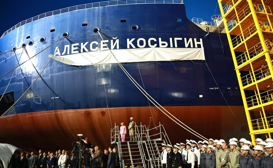 The solemn naming ceremony of the Arctic gas tanker Alexey Kosygin at the Zvezda shipyard.