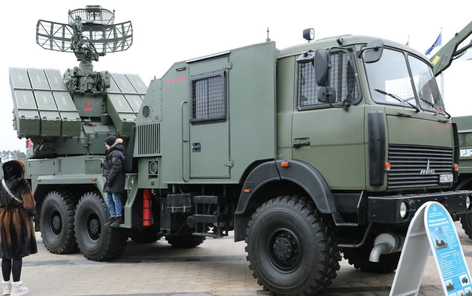 SAM «Osa-AKM» en chasis MAZ-6317