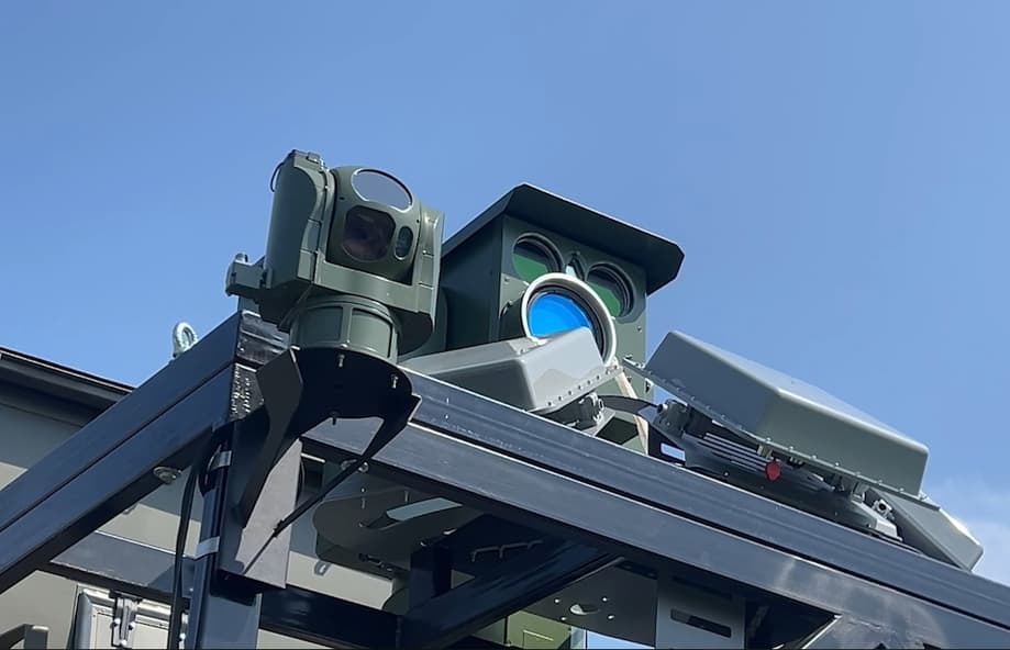 First footage of the latest air defense laser system