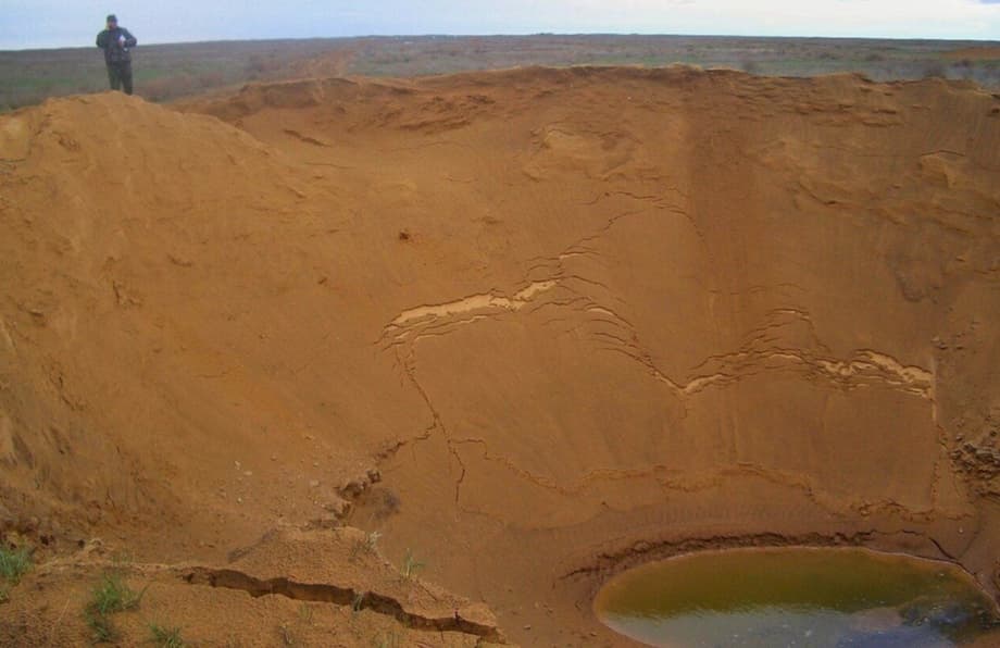 crater from the use of FAB-3000 without UMPC