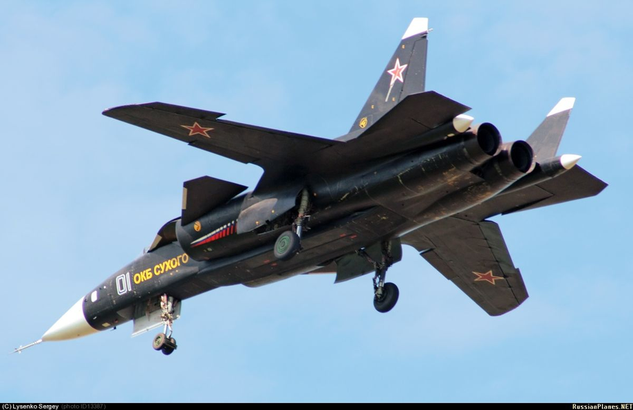 Su-47 
