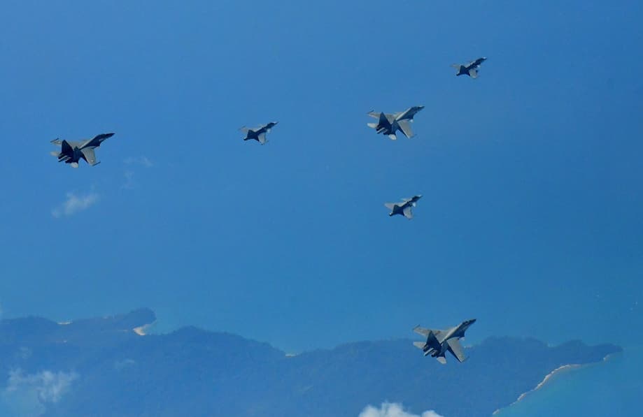 Su-30MKI and&nbsp;Gripen-E/F 