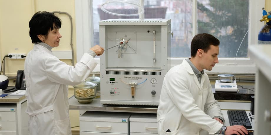 Лаборатория химического анализа бериллия и его соединений во ВНИИНМ