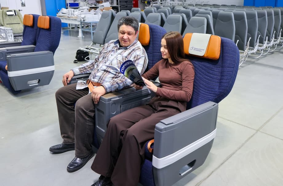 MC-21-310 seat