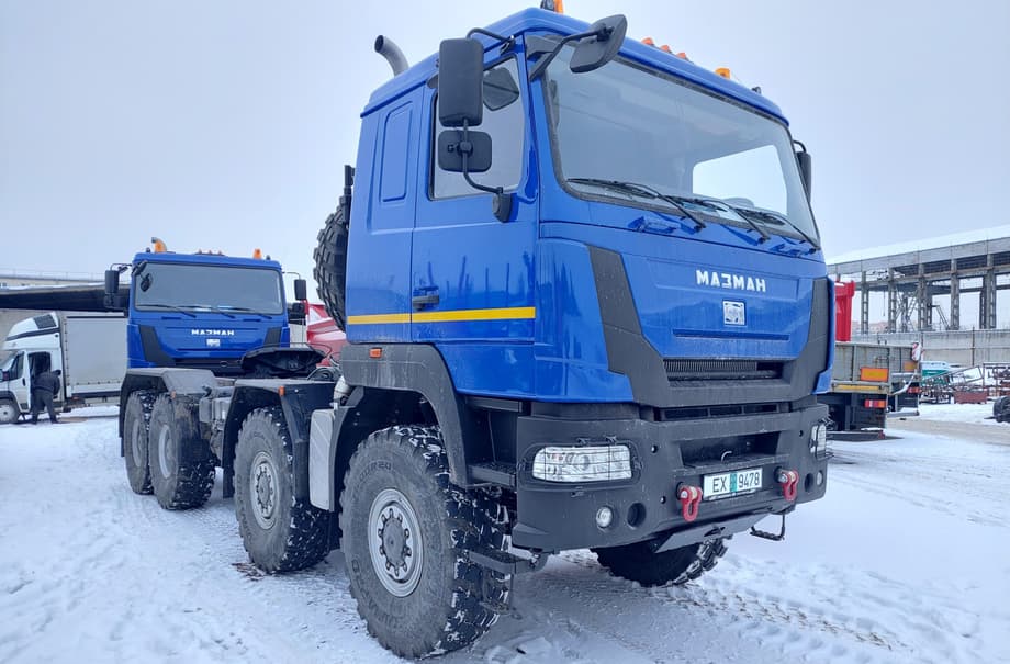Saddle tractors 8x8 MAZ-MAN