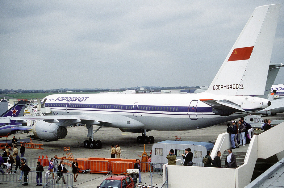 Tu-204