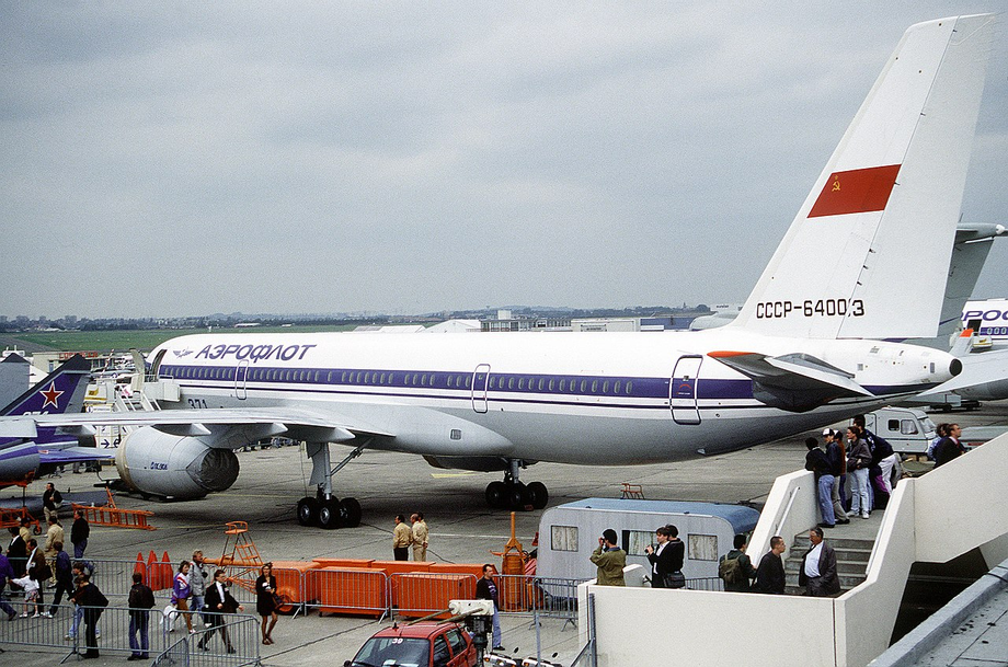 Tu-204