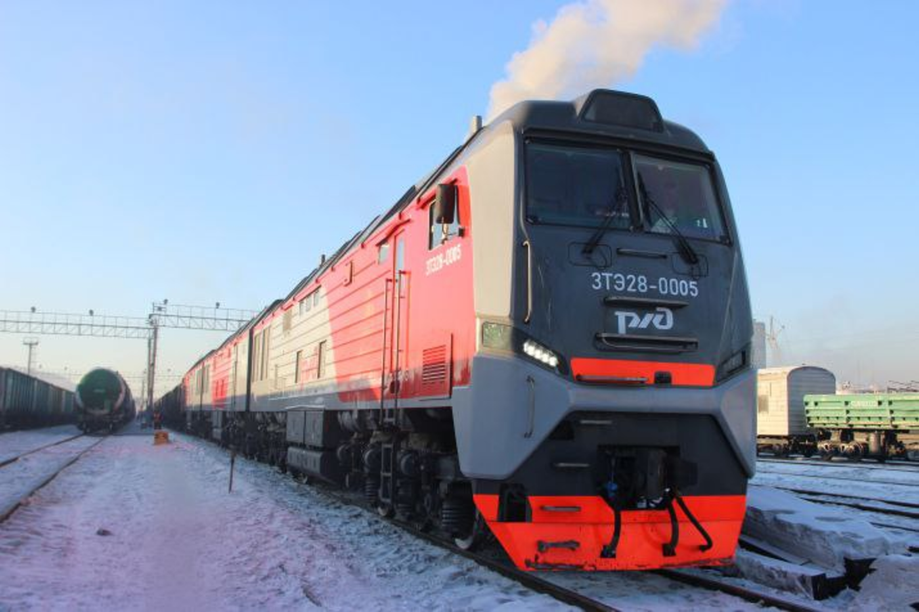 Тепловоз 3ТЭ28 