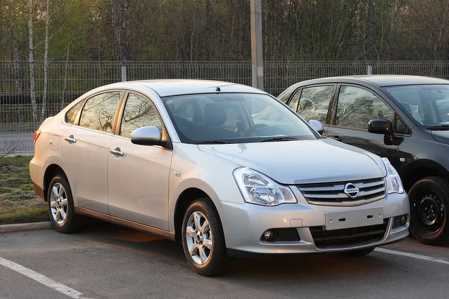 Nissan Almera