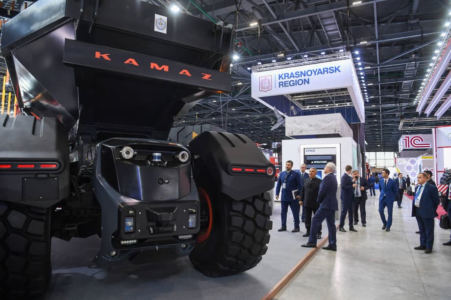 Unmanned dump truck KAMAZ-6559 (Jupiter-30)